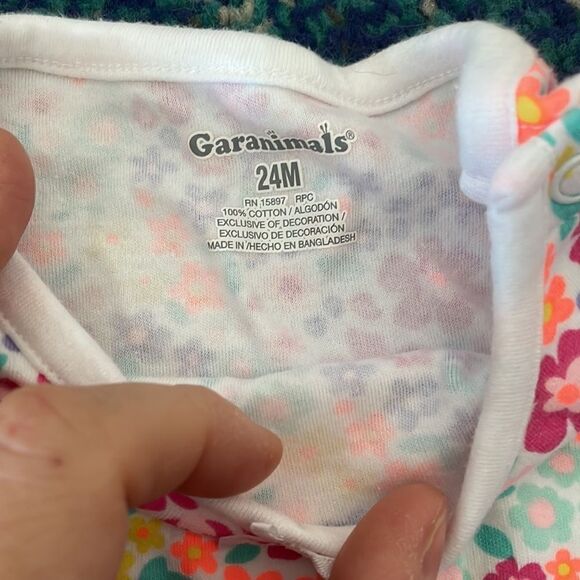 3 for $15 - bundle of 3 onesies - Picture 3 of 7